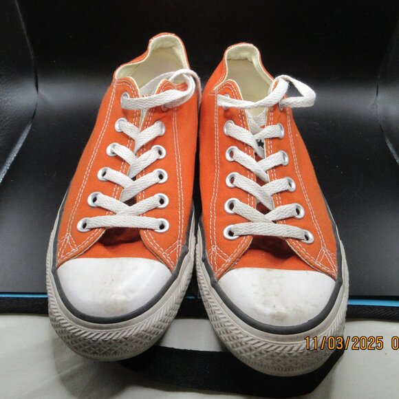 Share CONVERSE ALL STARS~ORANGE COLOR~ UNISEX~WOMEN'S SIZE 8 S SaleAway (4186) - Picture 2 of 7